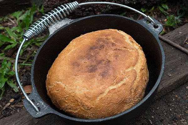 Dutch oven cooked bread