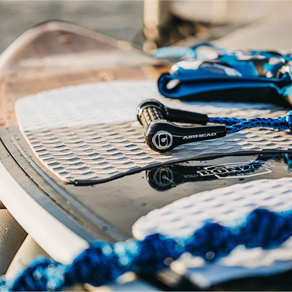 Airhead Spiral Braid High-Performance Wakesurf Rope - Blue - Blue Airhead Spiral Braid High-Performance Wakesurf Rope - Blue - Blue