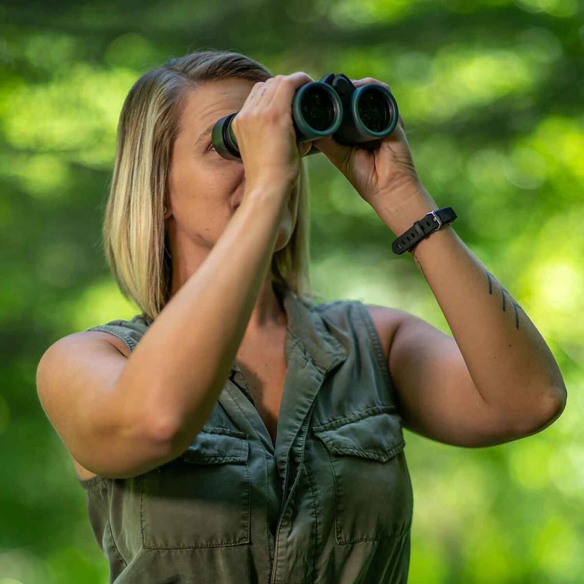 Alpen Wings Full Size Binoculars - 8x56 - Matte Green Alpen Wings Full Size Binoculars - 8x56 - Matte Green