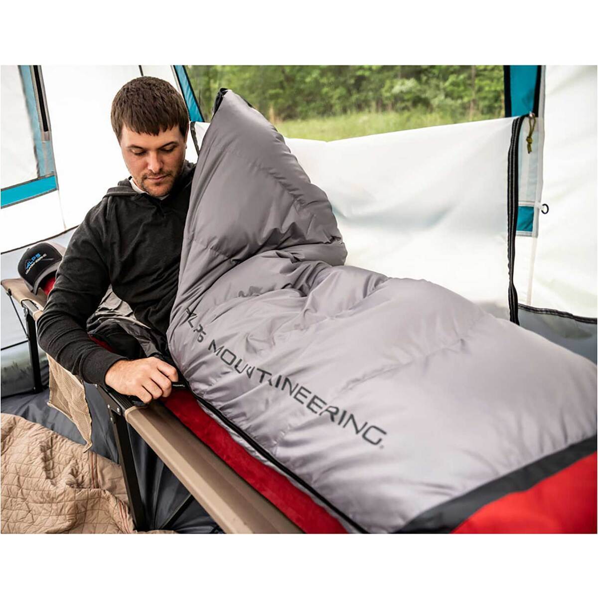 ALPS Mountaineering Zenith 30 Degree Mummy Sleeping Bag - Gray/Red ALPS Mountaineering Zenith 30 Degree Mummy Sleeping Bag - Gray/Red