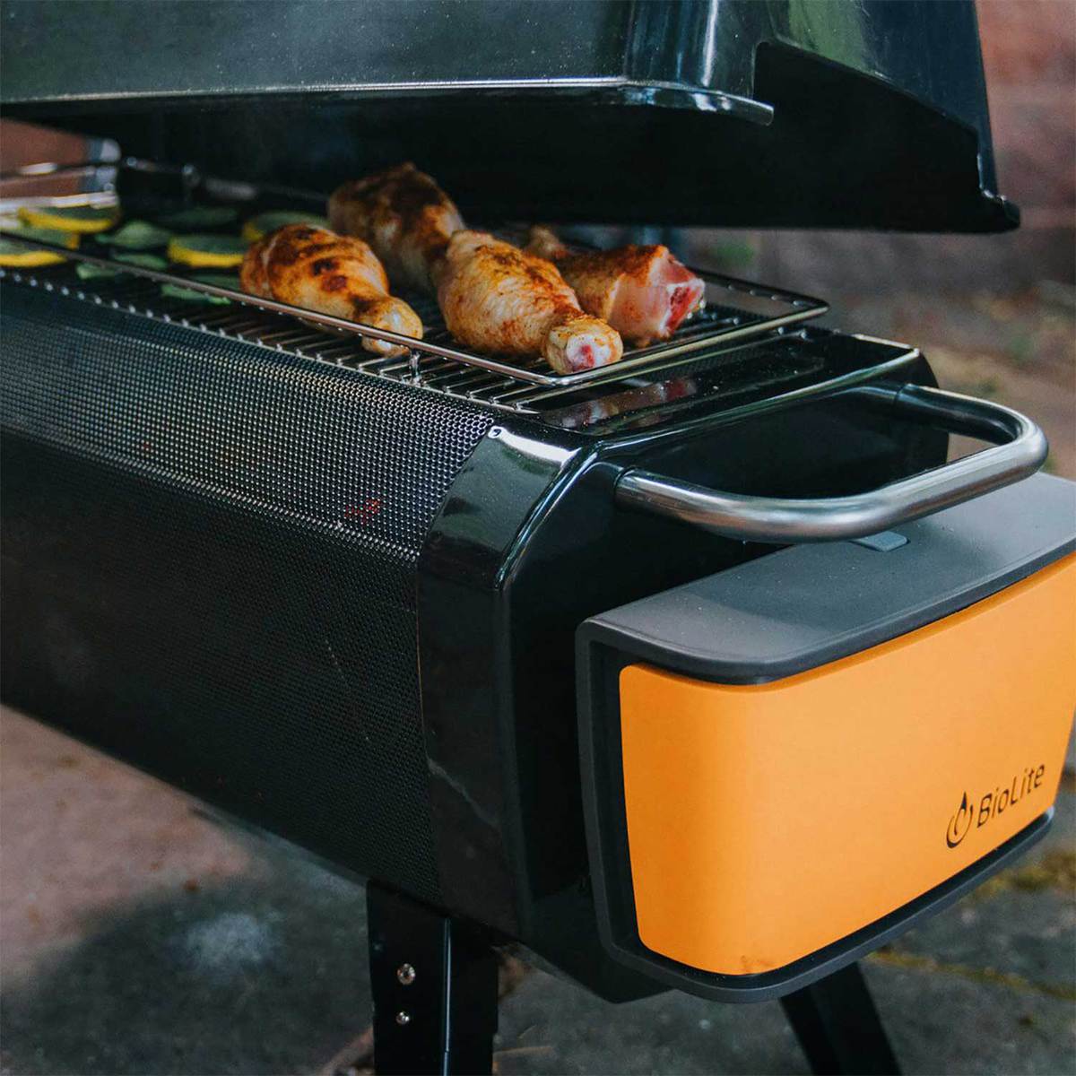 BioLite FirePit Grill Lid - Black BioLite FirePit Grill Lid - Black