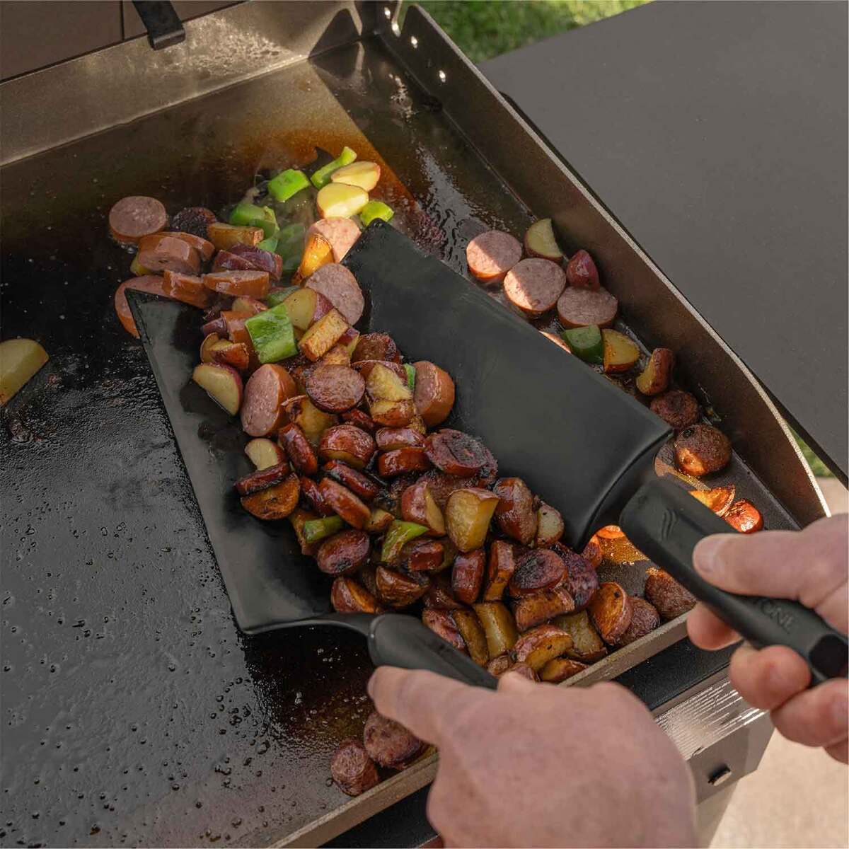 Blackstone 28in Omnivore Griddle Bundle - Black - Black Blackstone 28in Omnivore Griddle Bundle - Black - Black