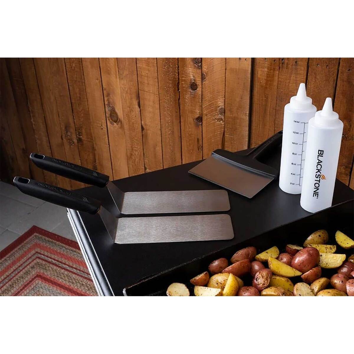 Blackstone Griddle Essentials Tool Kit - 5 Piece - Silver Blackstone Griddle Essentials Tool Kit - 5 Piece - Silver