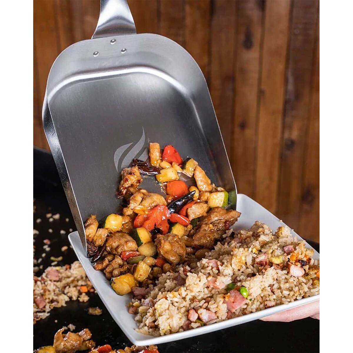 Blackstone Large Griddle Scoop - Silver Blackstone Large Griddle Scoop - Silver