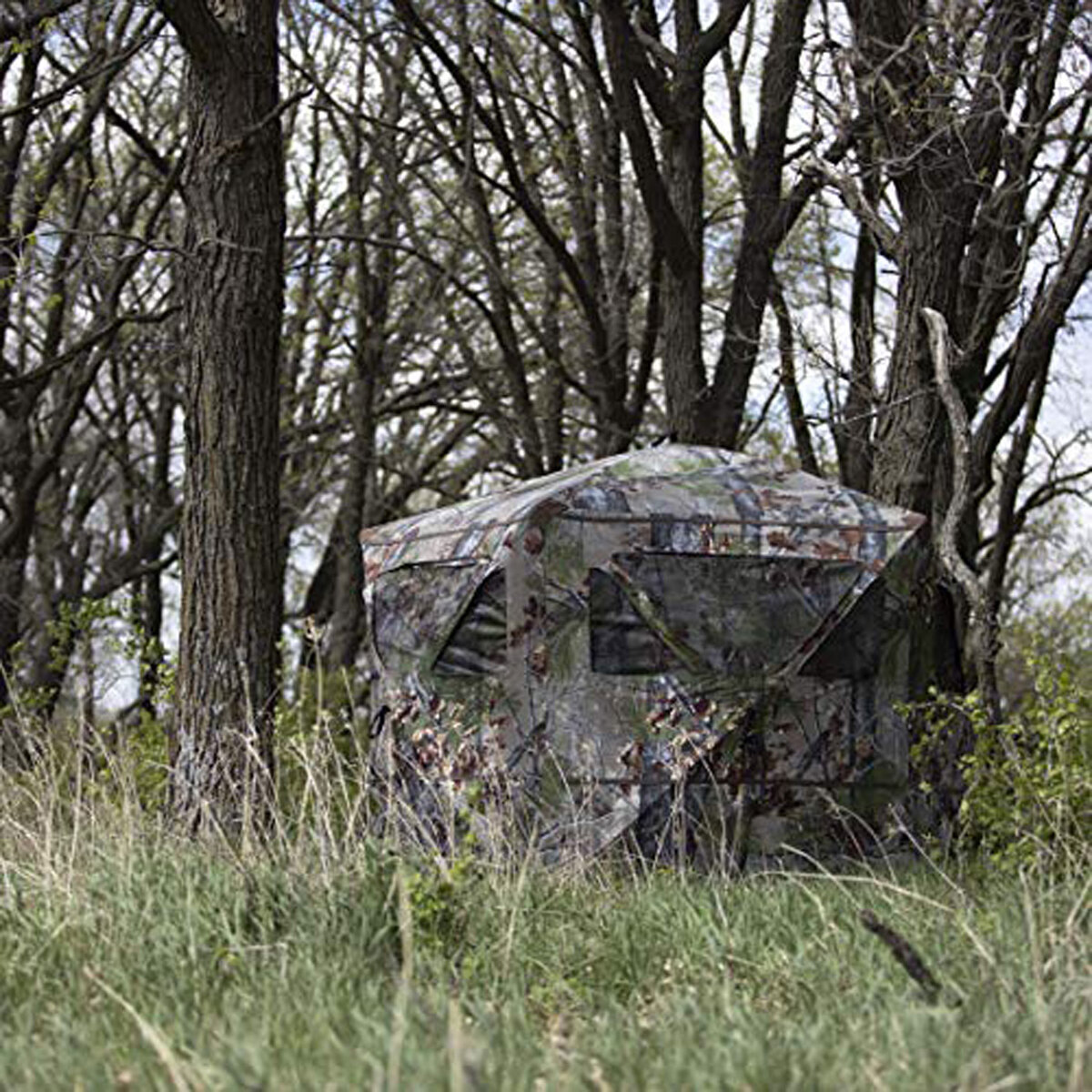 Barronett Blinds Blockout 5 4- Person Ground Blind - Bloodtrail Backwoods Camo Barronett Blinds Blockout 5 4- Person Ground Blind - Bloodtrail Backwoods Camo