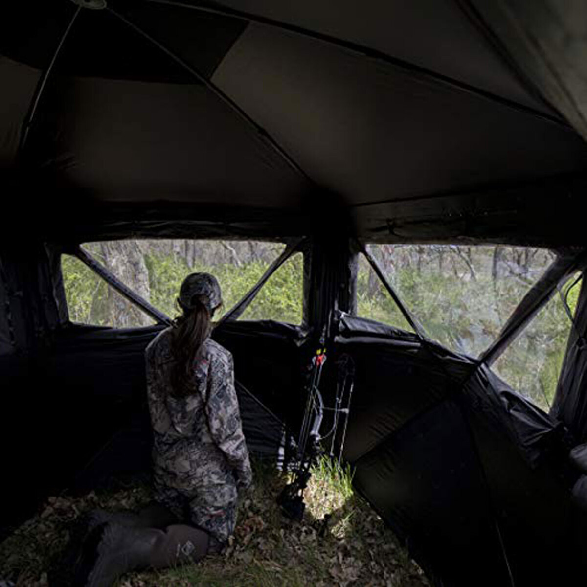 Barronett Blinds Blockout 5 4- Person Ground Blind - Bloodtrail Backwoods Camo Barronett Blinds Blockout 5 4- Person Ground Blind - Bloodtrail Backwoods Camo