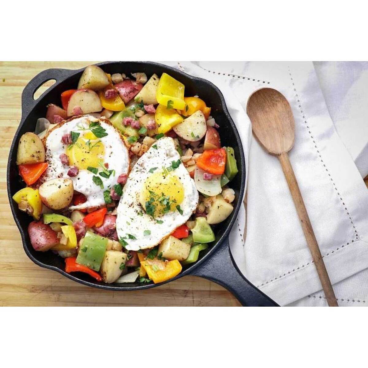Camp Chef 12in Cast Iron Skillet - Black Camp Chef 12in Cast Iron Skillet - Black