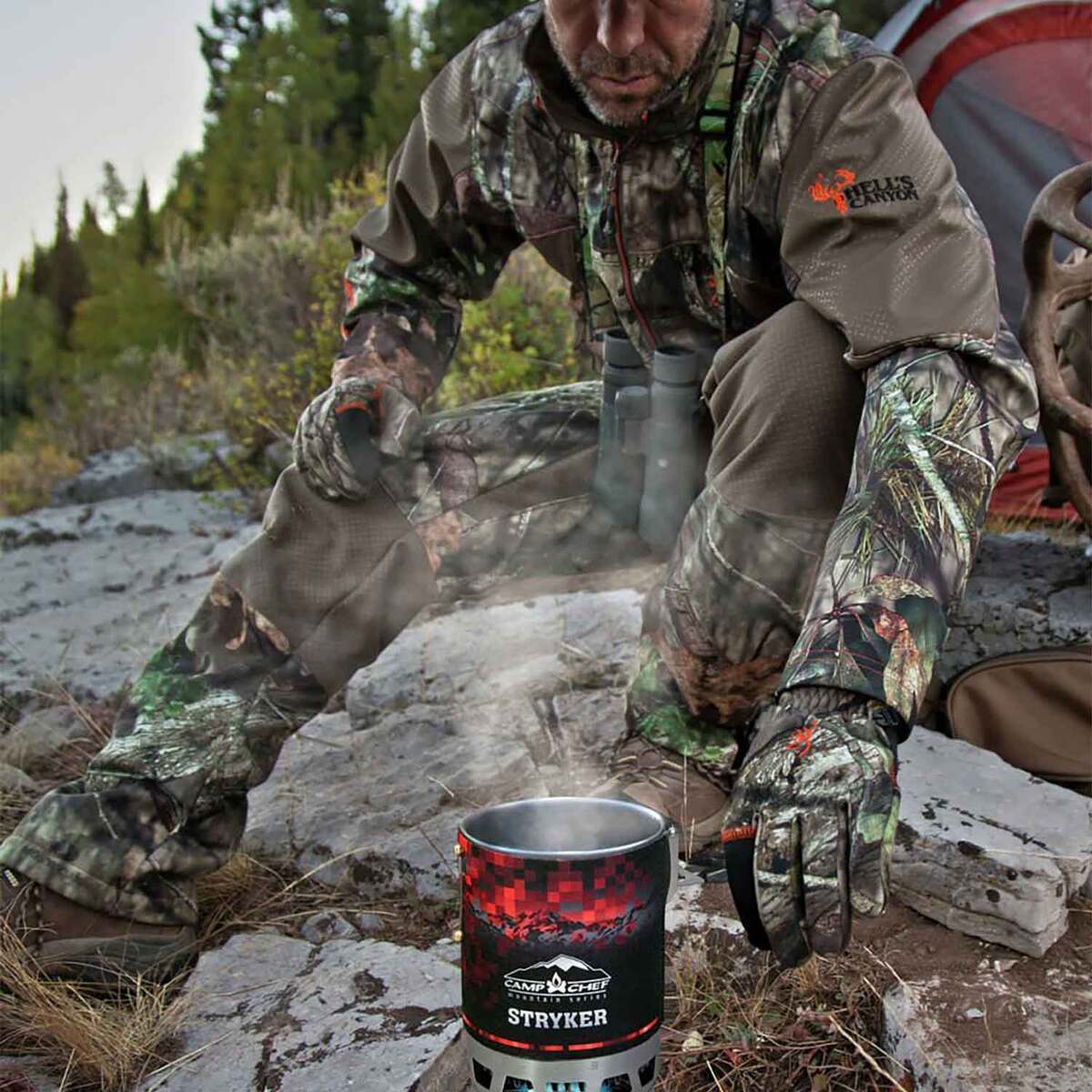 Camp Chef Stryker Isobutane 1 Burner Stove - Red/Black - Black/Red Camp Chef Stryker Isobutane 1 Burner Stove - Red/Black - Black/Red