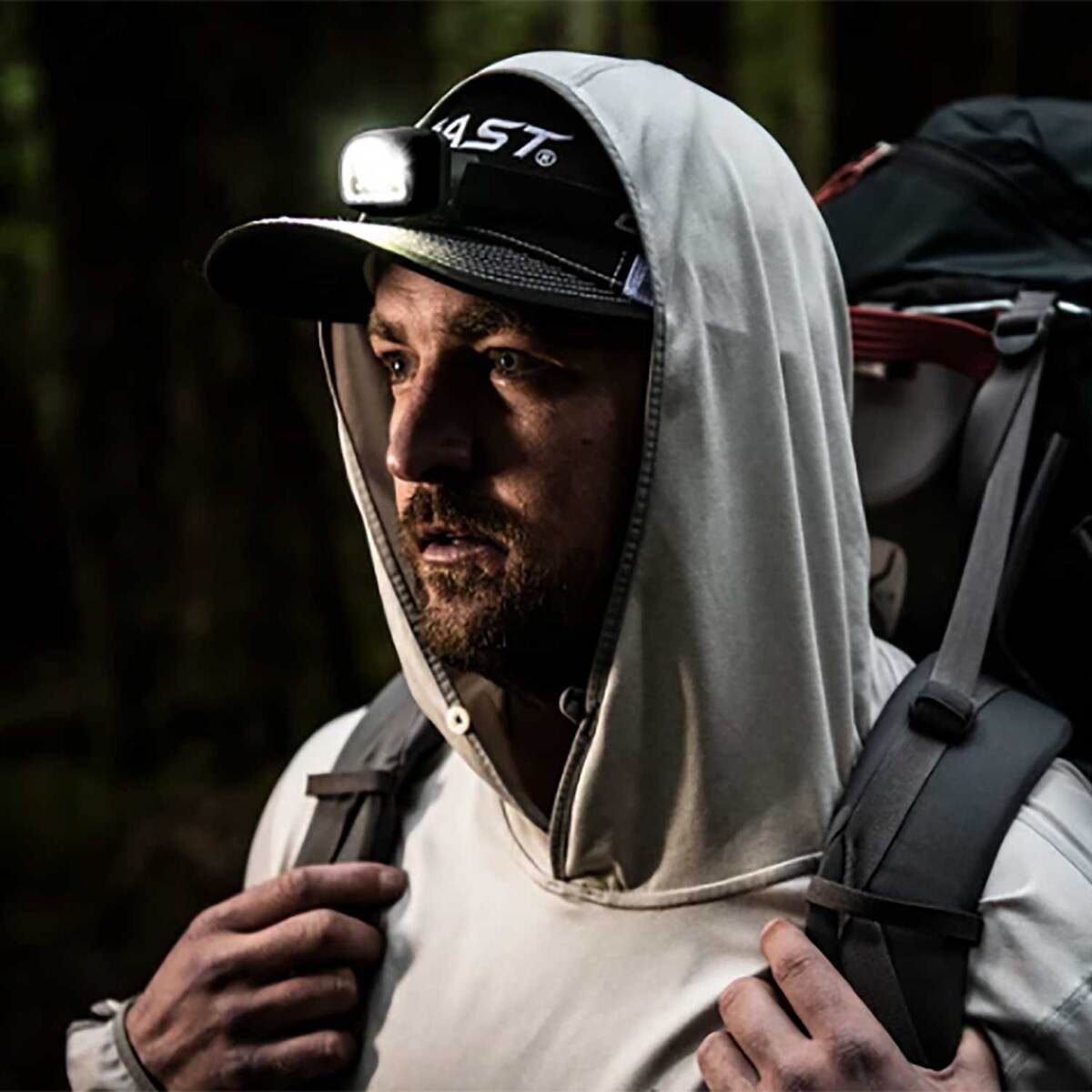 Coast FL1R LED Headlamp - Black Coast FL1R LED Headlamp - Black