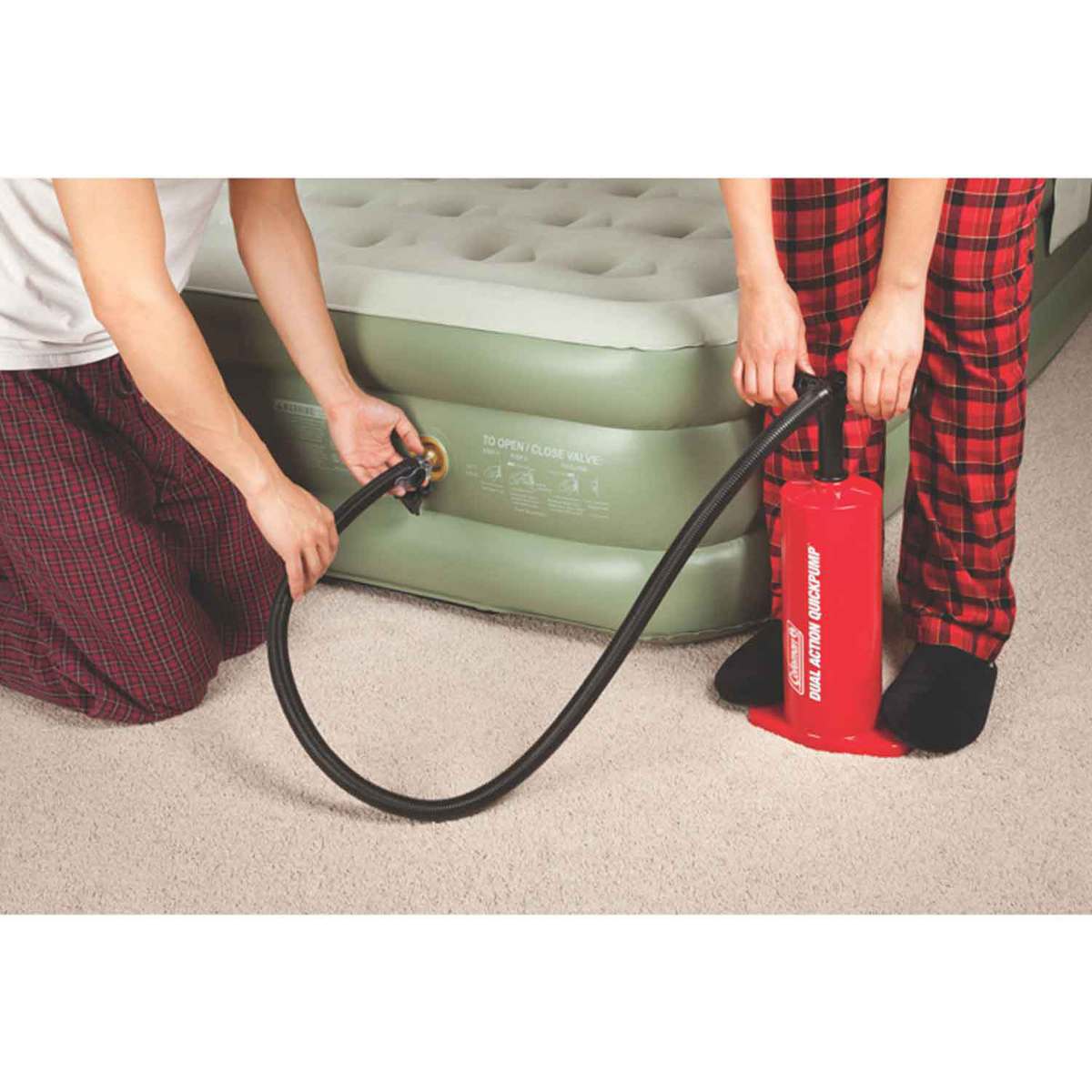 Coleman Dual Action Quick Pump Coleman Dual Action Quick Pump