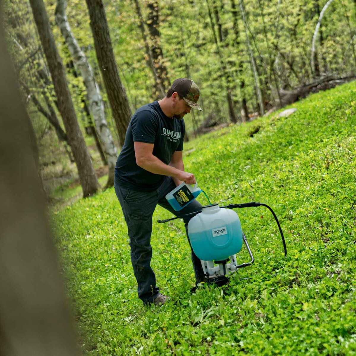 Domain Outdoor Liquid Courage Foliar Fertilizer - 1/2 Gallon - 1/2 Gallon Domain Outdoor Liquid Courage Foliar Fertilizer - 1/2 Gallon - 1/2 Gallon
