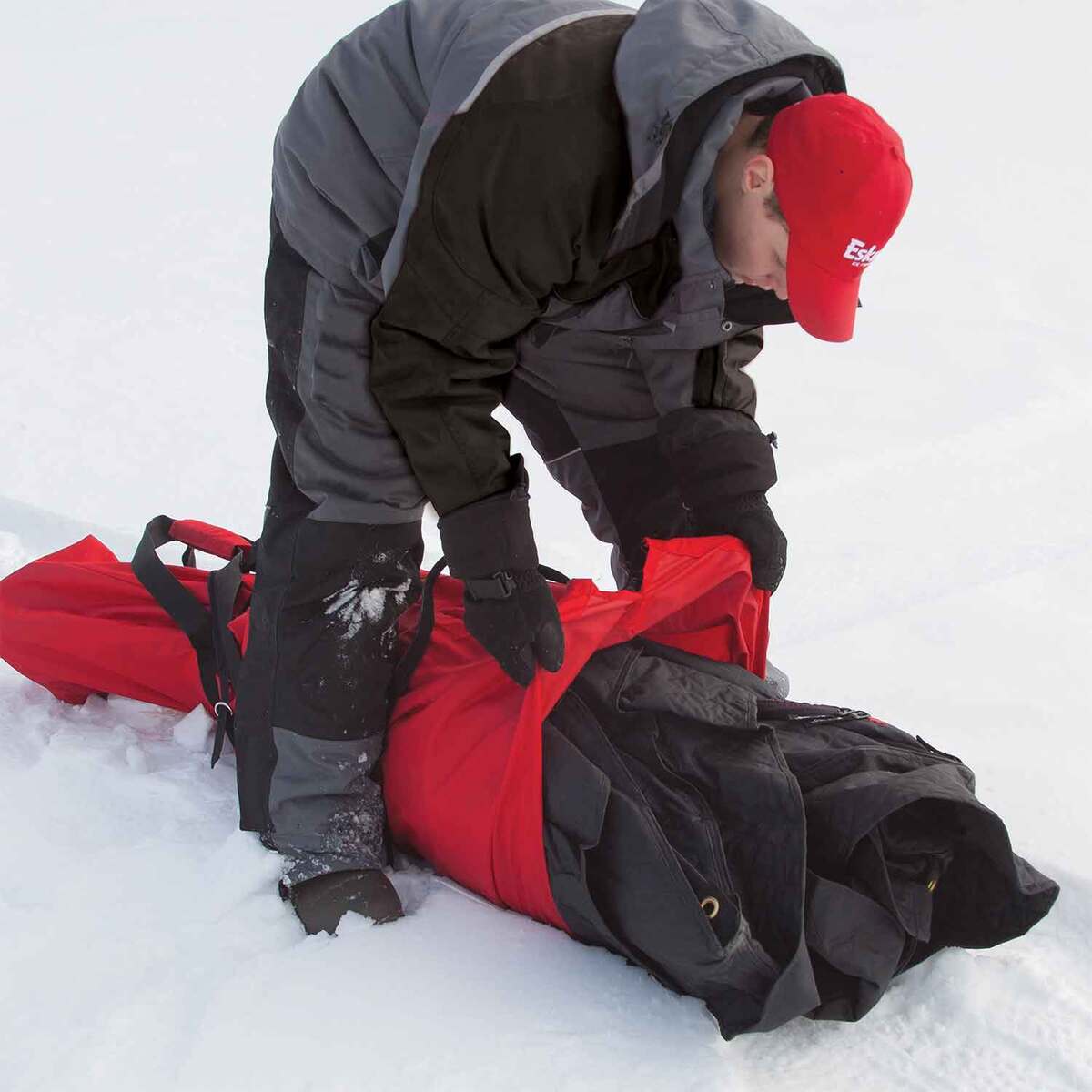 Eskimo Outbreak 450 Hub Ice Fishing Shelter - Red Eskimo Outbreak 450 Hub Ice Fishing Shelter - Red