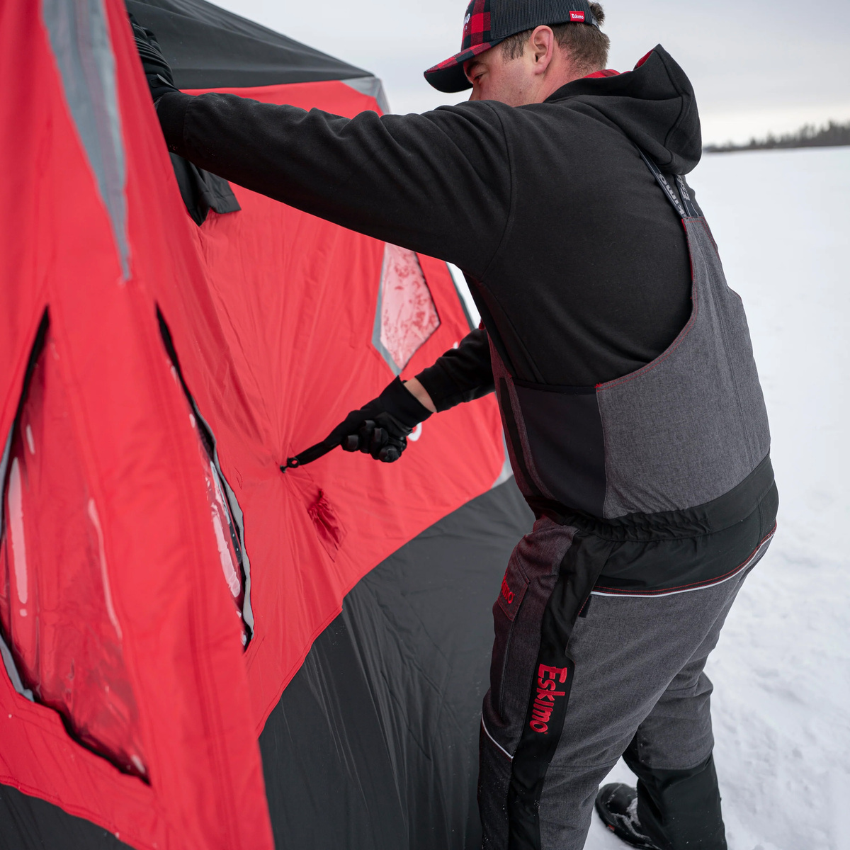 Eskimo Outbreak 450 Hub Ice Fishing Shelter - Red Eskimo Outbreak 450 Hub Ice Fishing Shelter - Red