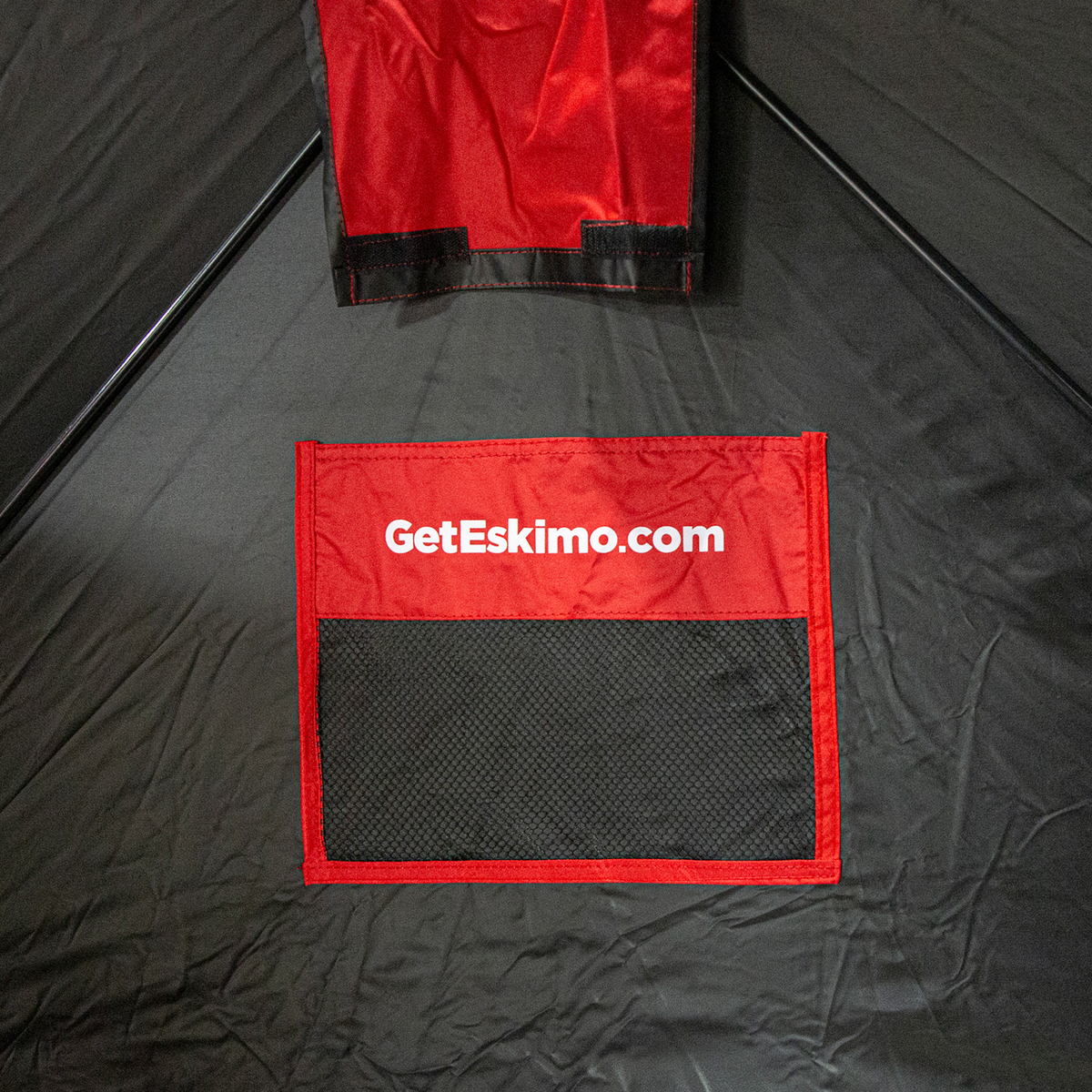 Eskimo Quickfish 3IT Hub Ice Fishing Shelter - Red Eskimo Quickfish 3IT Hub Ice Fishing Shelter - Red