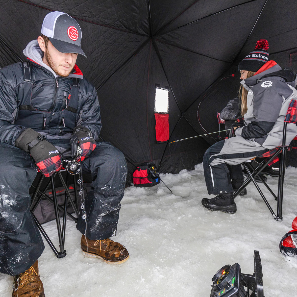 Eskimo Quickfish 6i Hub Ice Fishing Shelter - Red Eskimo Quickfish 6i Hub Ice Fishing Shelter - Red