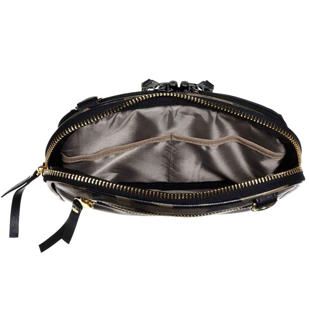 Girls With Guns Tomboy Concealed Carry Clutch - Camo - Camo Girls With Guns Tomboy Concealed Carry Clutch - Camo - Camo