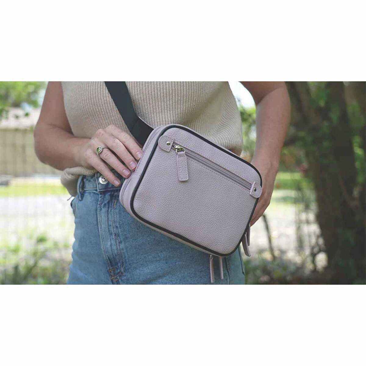 Gun Tote’n Mama Waist-Sling Crossbody PAC Concealed Carry Satchel - Lavender - Purple Gun Tote’n Mama Waist-Sling Crossbody PAC Concealed Carry Satchel - Lavender - Purple