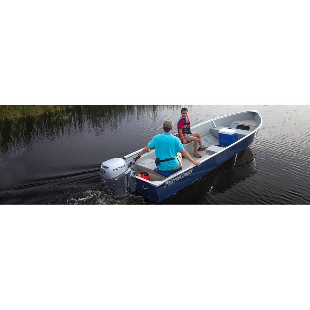 Honda BF15 Outboard Electric Start/Power Tilt Gas Motor - 20in Shaft Honda BF15 Outboard Electric Start/Power Tilt Gas Motor - 20in Shaft