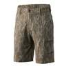 Huk Men's Mossy Oak Bottomland Next Level 10.5in Fishing Shorts - L - Mossy Oak Bottomland L