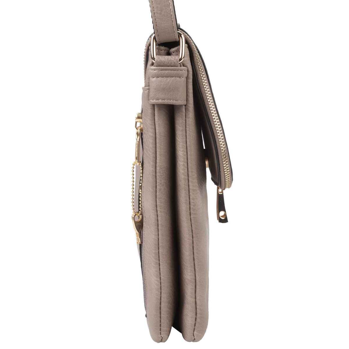 Jessie & James Cheyanne Concealed Carry Crossbody Jessie & James Cheyanne Concealed Carry Crossbody