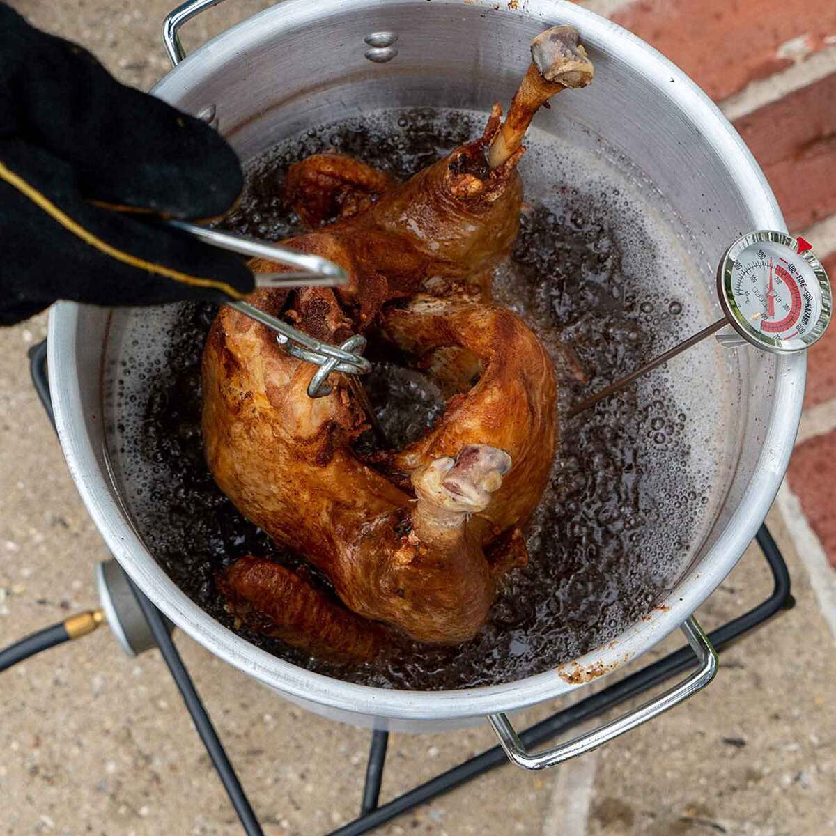 King Kooker Portable Propane Outdoor Deep Frying and Boiling Package with 2 Pots - Silver King Kooker Portable Propane Outdoor Deep Frying and Boiling Package with 2 Pots - Silver