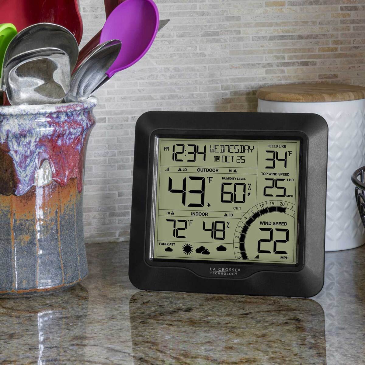 LaCrosse Technology Wind Speed Weather Station - Black LaCrosse Technology Wind Speed Weather Station - Black