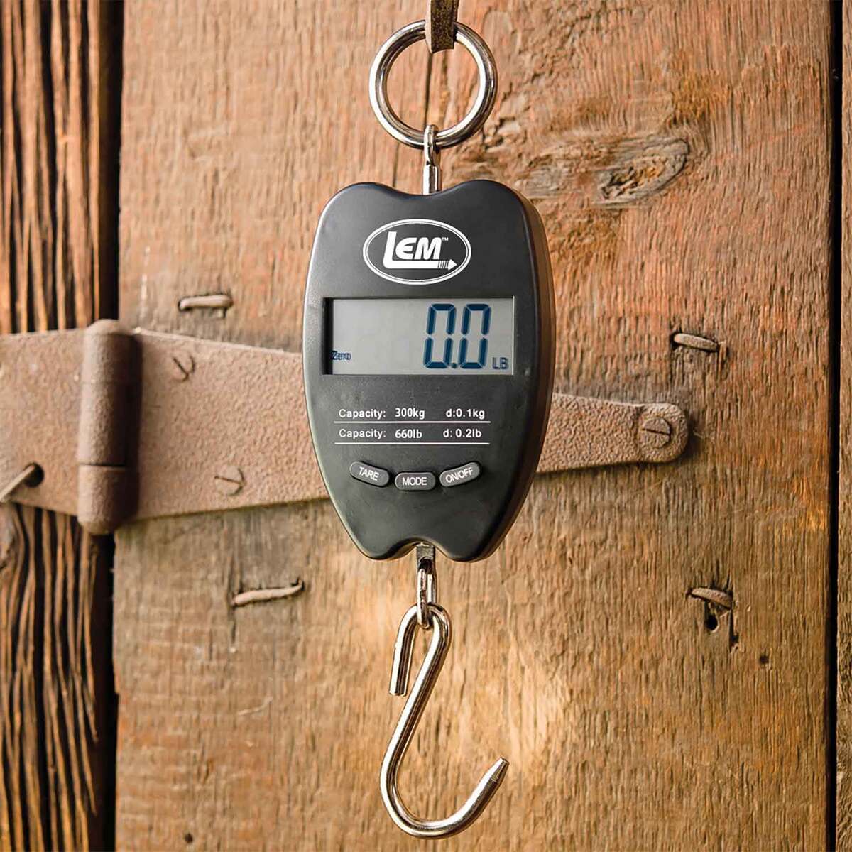 LEM 660lb Hanging Scale - Black LEM 660lb Hanging Scale - Black