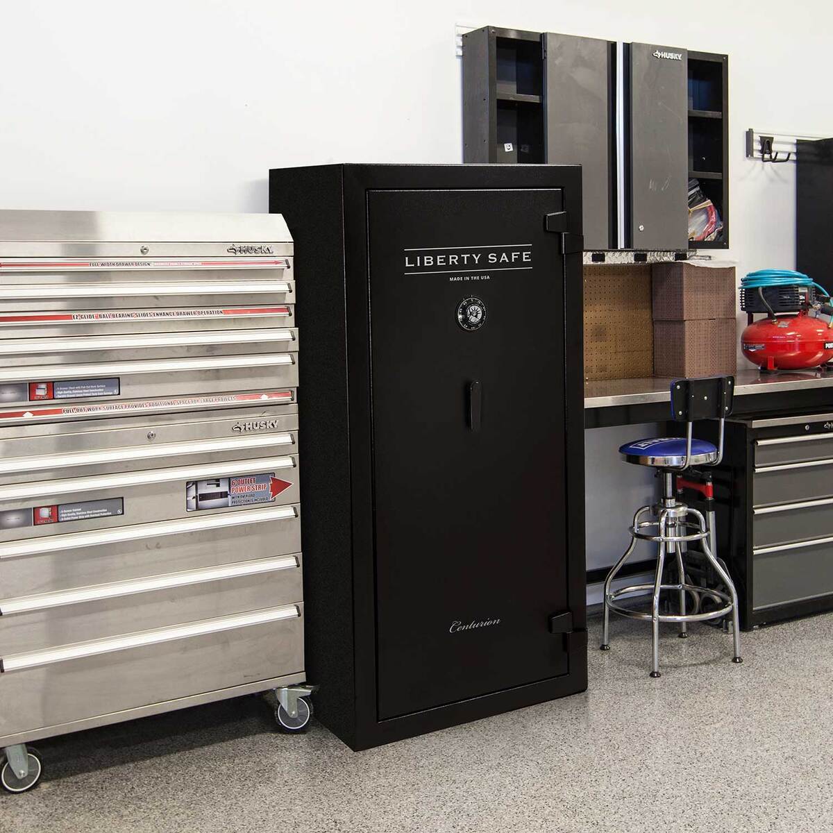 Liberty Safe Centurion 24 Gun Safe - Black - Black Liberty Safe Centurion 24 Gun Safe - Black - Black