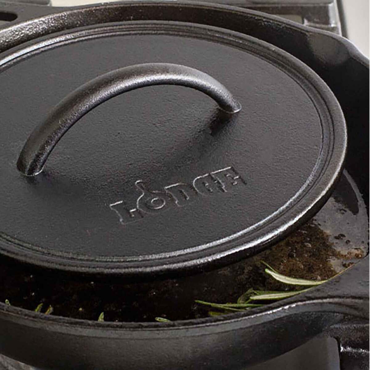 Lodge 8in Round Flat Grill Press - Black Lodge 8in Round Flat Grill Press - Black