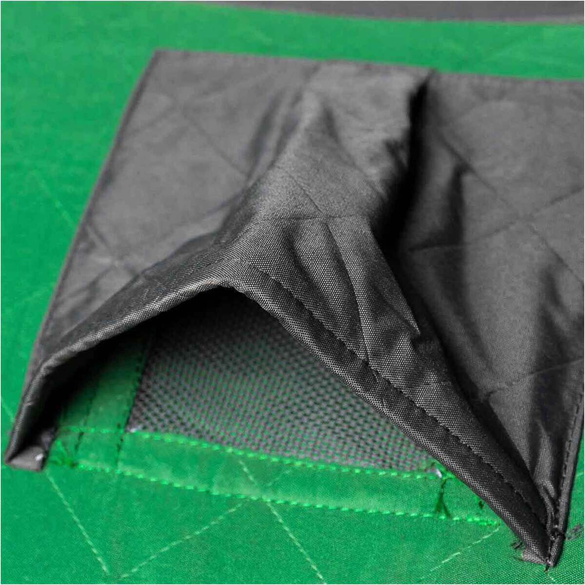 Lost Creek Gale Force 3-Man Hub Ice Fishing Shelter - Green - Green Lost Creek Gale Force 3-Man Hub Ice Fishing Shelter - Green - Green
