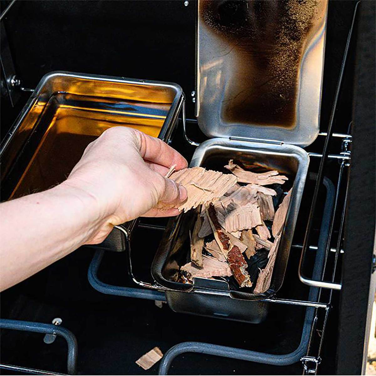 Masterbuilt 30in Analog Electric Smoker - Black Masterbuilt 30in Analog Electric Smoker - Black