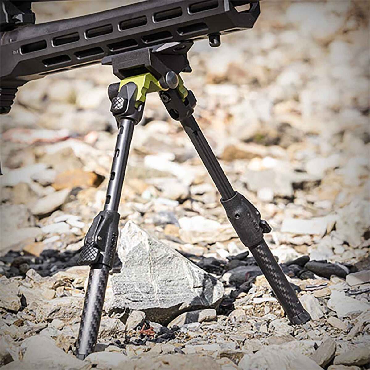 MDT GRND-POD Bipod with RRS Dovetail Attachment Head - Black/Green MDT GRND-POD Bipod with RRS Dovetail Attachment Head - Black/Green