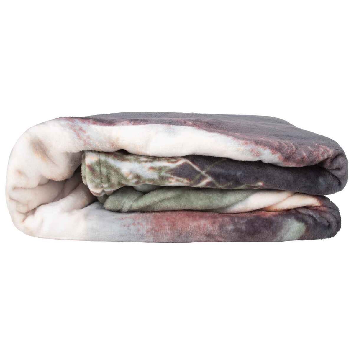 Mossy Oak 60in x 80in Throw Blanket Mossy Oak 60in x 80in Throw Blanket