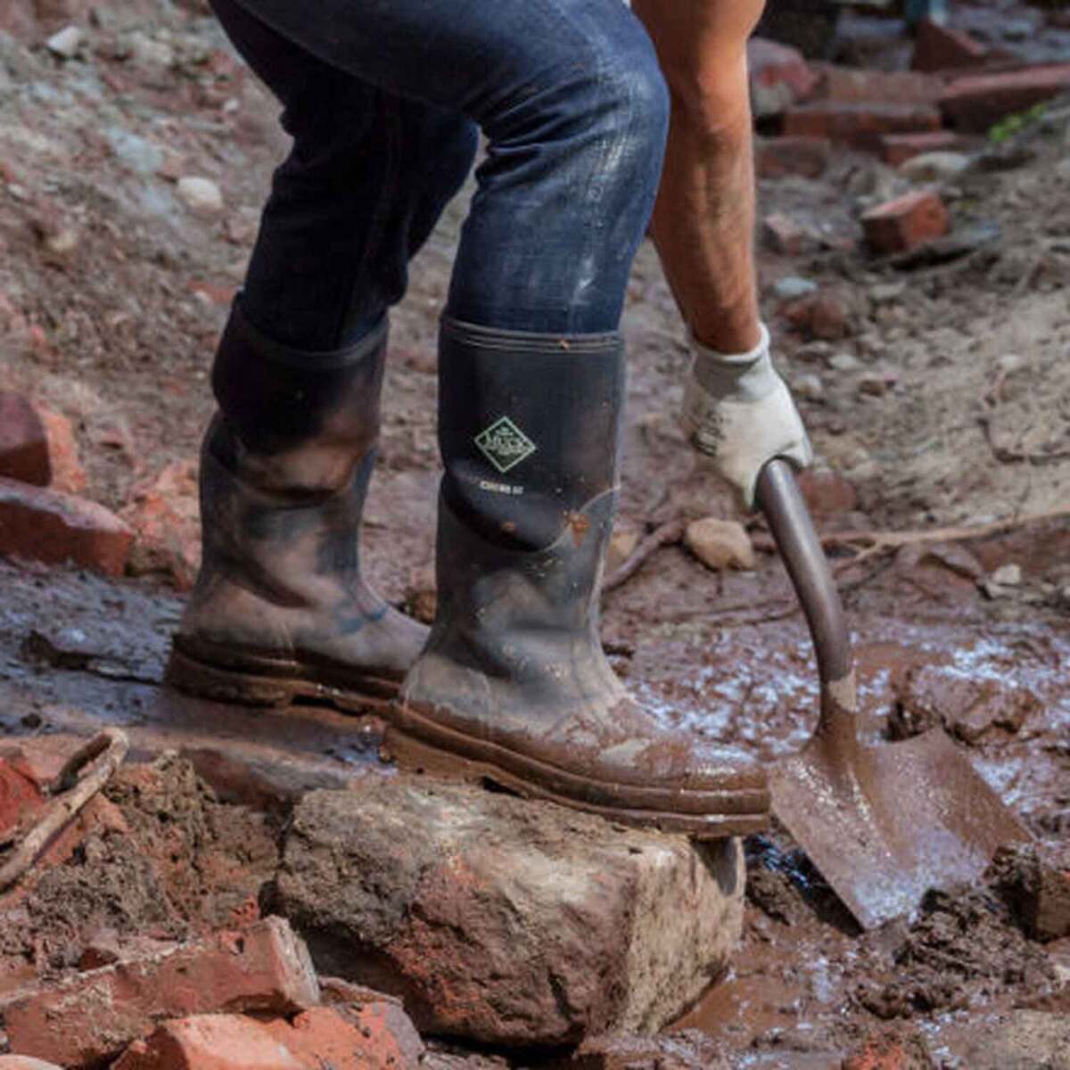 Muck Boot Men's Chore Steel Toe Waterproof 16in Work Boots Muck Boot Men's Chore Steel Toe Waterproof 16in Work Boots