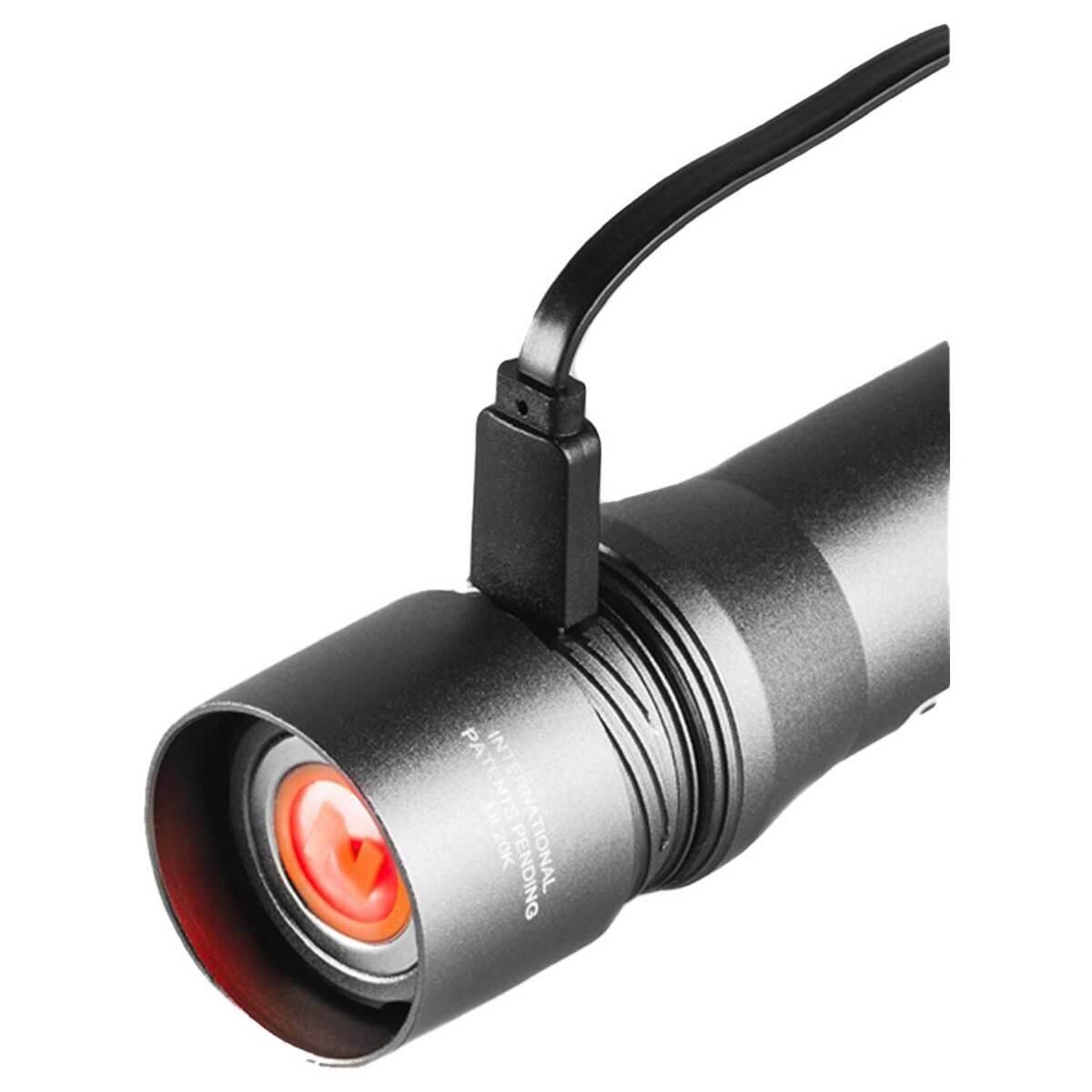 NEBO DAVINCI 1000 Full Size Flashlight - Silver NEBO DAVINCI 1000 Full Size Flashlight - Silver