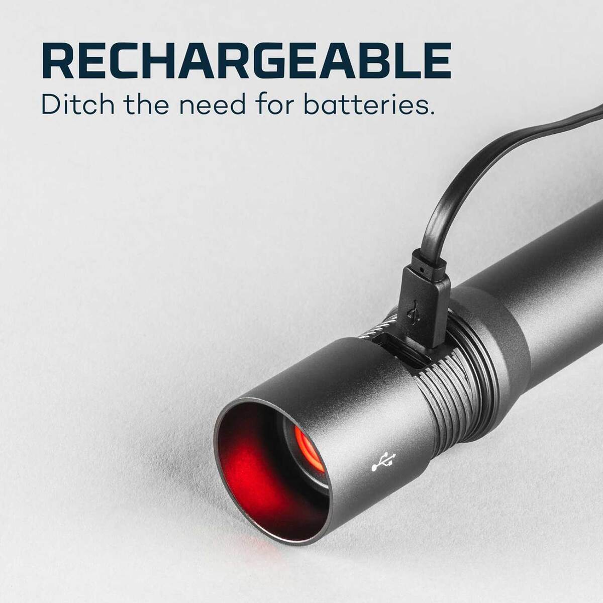NEBO DAVINCI 2000 Full Size Flashlight - Silver NEBO DAVINCI 2000 Full Size Flashlight - Silver