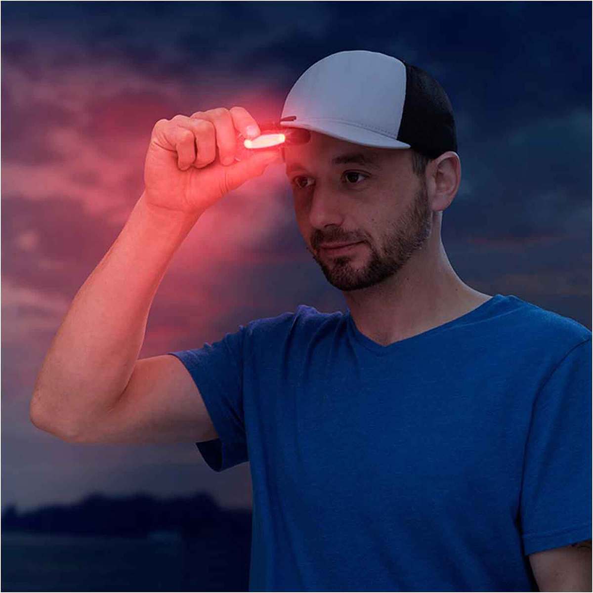 Nite Ize Radiant 170 Rechargeable Clip Light - Black Nite Ize Radiant 170 Rechargeable Clip Light - Black