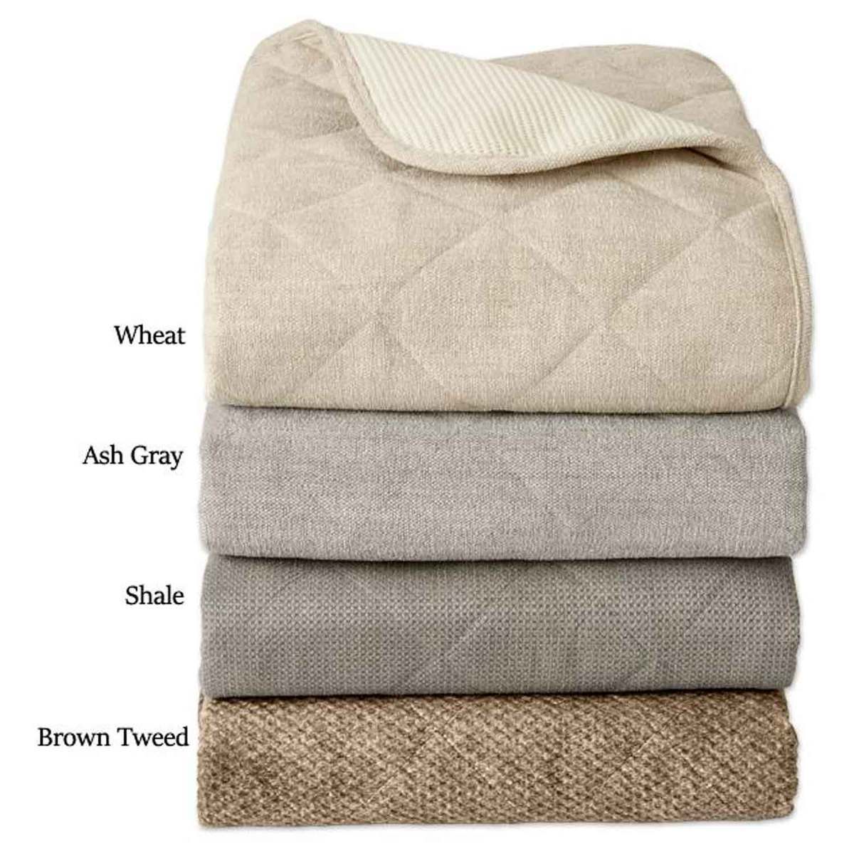 https://www.sportsmans.com/medias/orvis-grip-tight-quilted-throw-shale-dog-blanket-48in-x-56in-1671653-1.jpg?context=bWFzdGVyfGltYWdlc3wxNDE5MTJ8aW1hZ2UvanBlZ3xpbWFnZXMvaGE0L2g2Yi85NTY0OTkzODE0NTU4LmpwZ3xjMDZlNDg0MTM0ZWRiOWE5MGZhZWEwMDJjMGIxZjM5ZTYwZThlZmM5MDQ5OGJjNjRhYjQwZDc1NDk4OGYzNTQx