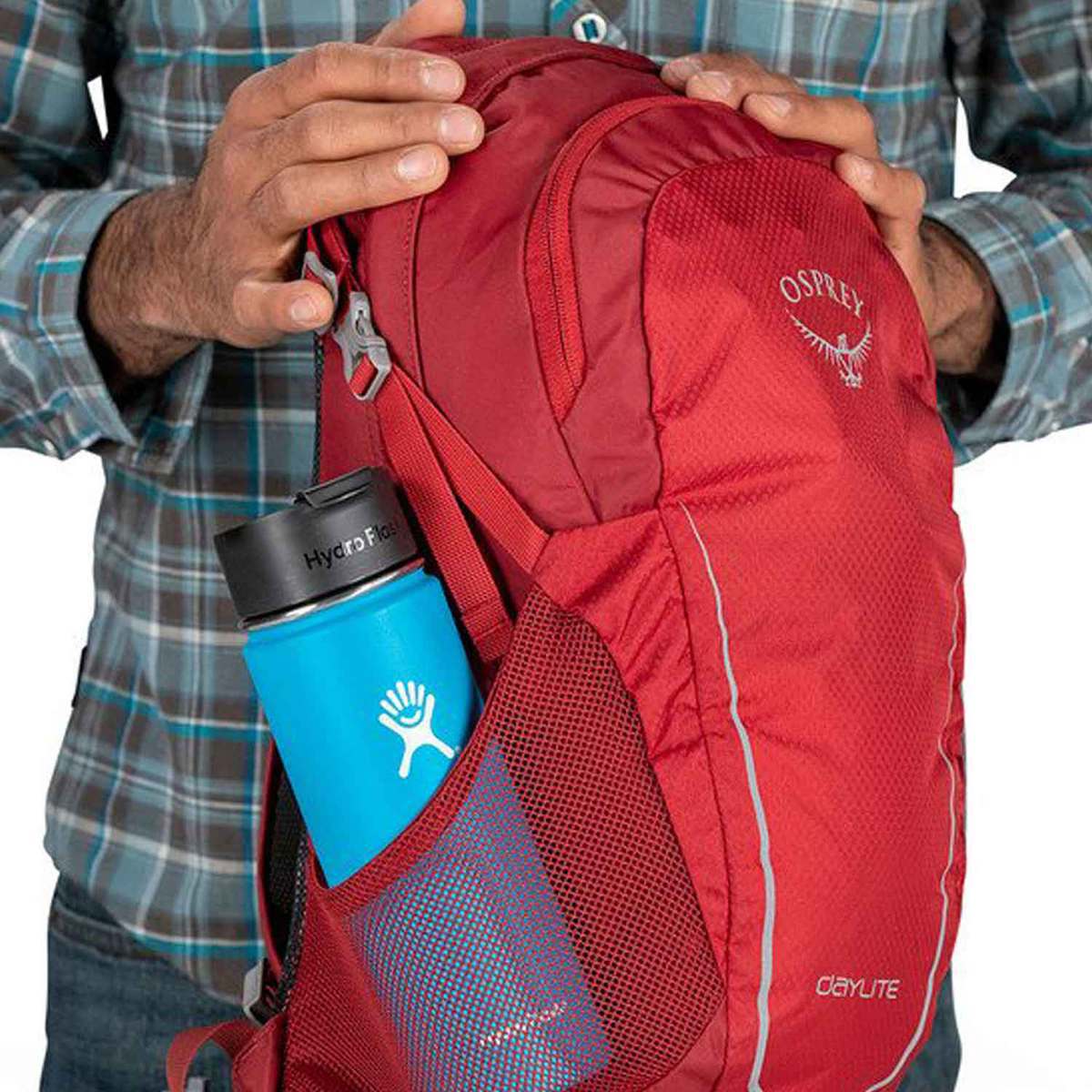 Osprey Daylite 13 Liter Day Pack - Real Red - Real Red Osprey Daylite 13 Liter Day Pack - Real Red - Real Red