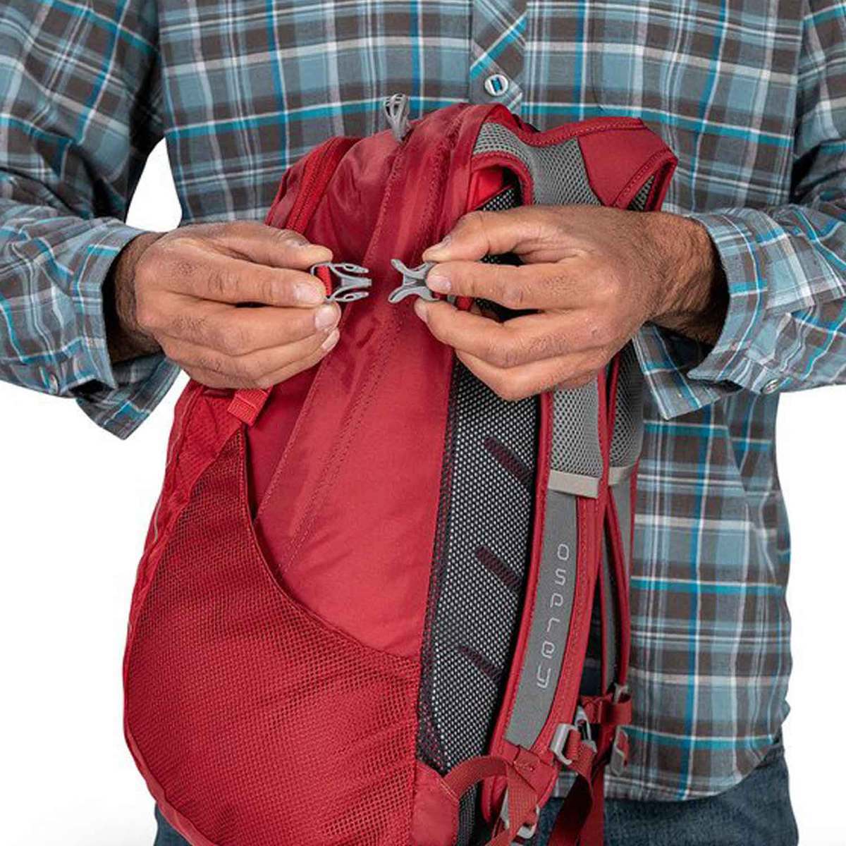 Osprey Daylite 13 Liter Day Pack - Real Red - Real Red Osprey Daylite 13 Liter Day Pack - Real Red - Real Red