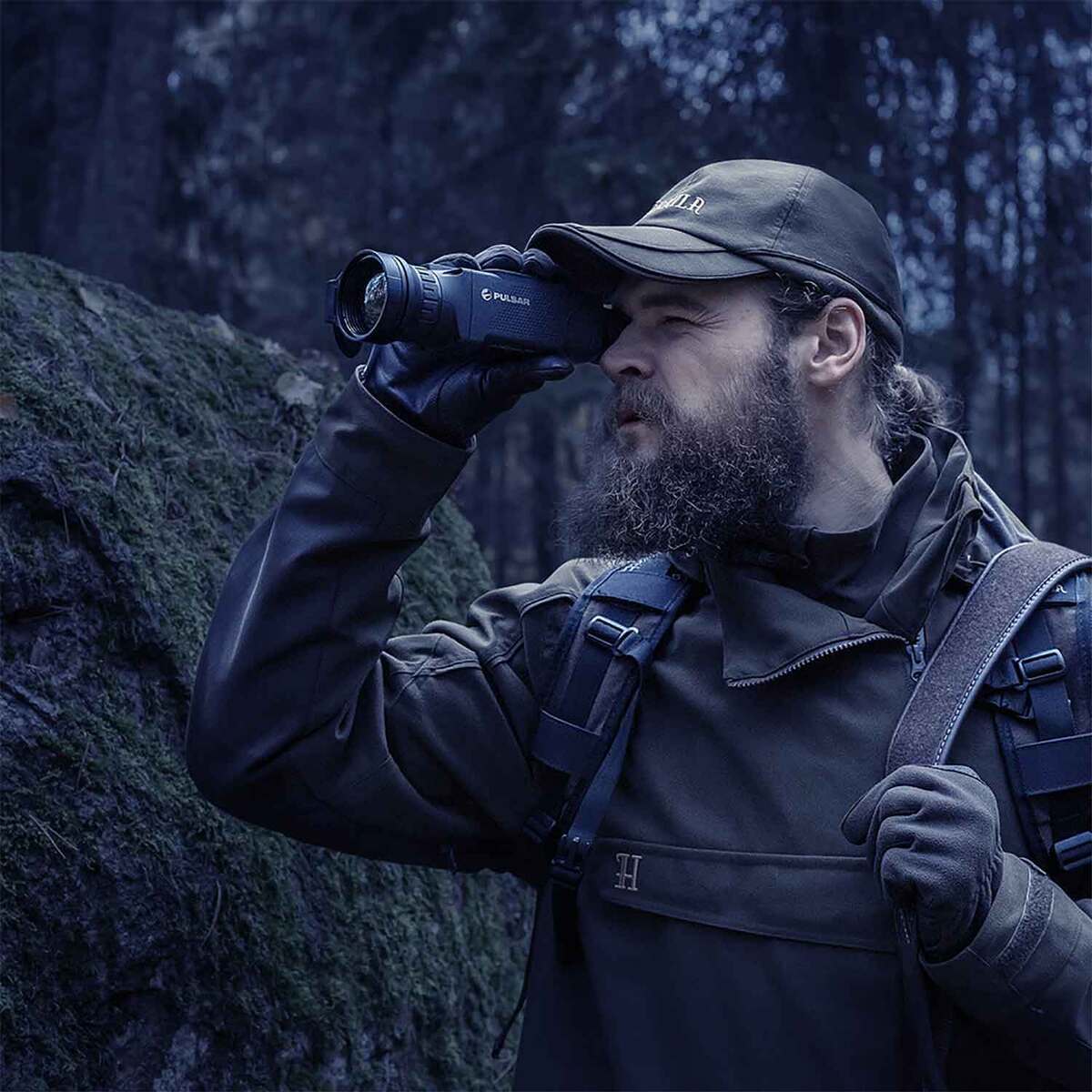 Pulsar Helion 2 XP50 Pro Thermal Monocular - Black Pulsar Helion 2 XP50 Pro Thermal Monocular - Black