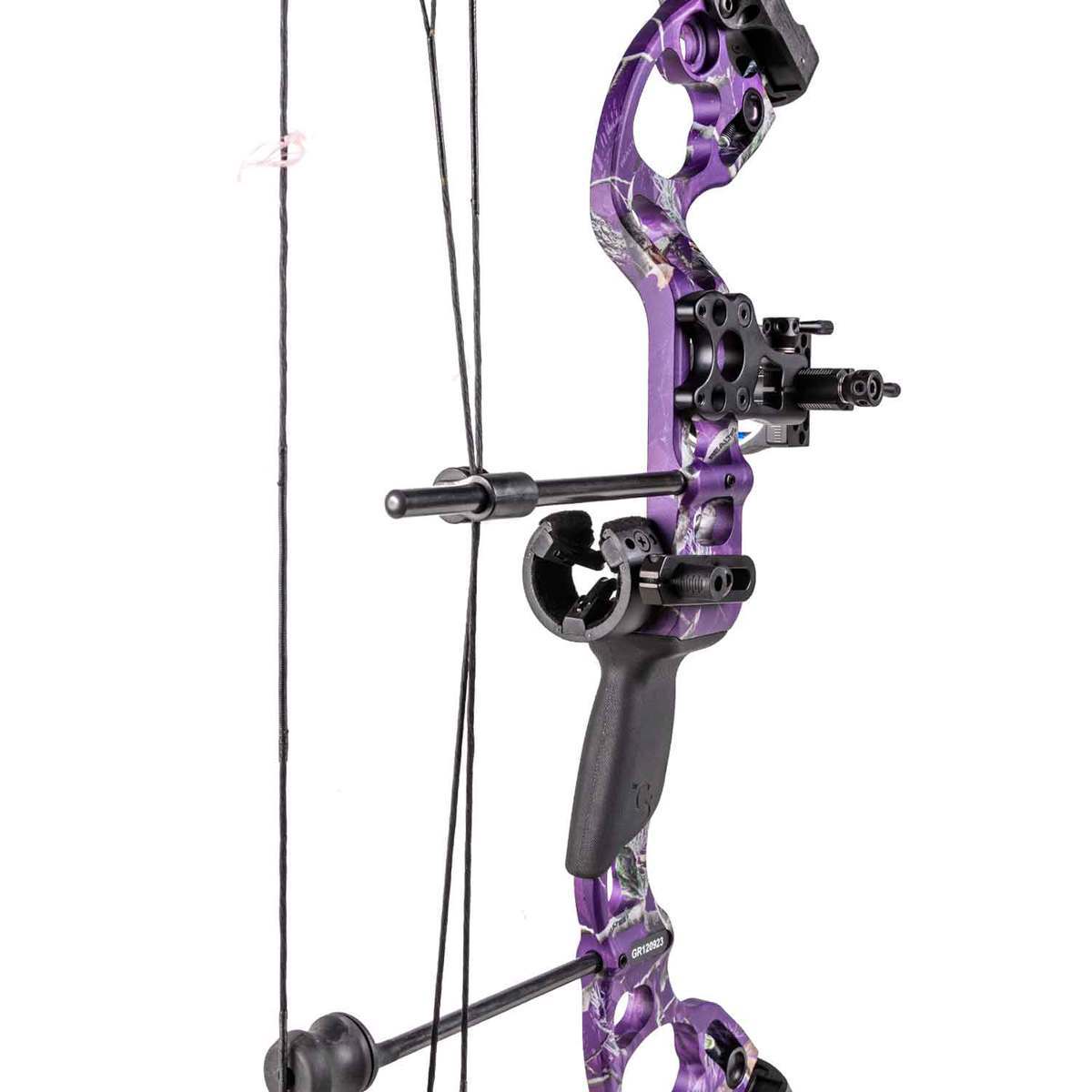 Quest Radical 40lbs Right Hand Realtree Purple/Black Compound Youth Bow - Purple/ Black Quest Radical 40lbs Right Hand Realtree Purple/Black Compound Youth Bow - Purple/ Black