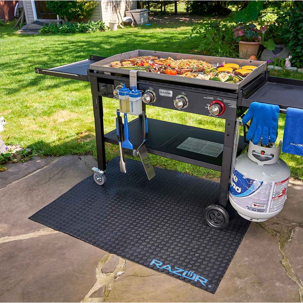 Razor Non-Slip Protective Griddle Mat - Black Razor Non-Slip Protective Griddle Mat - Black