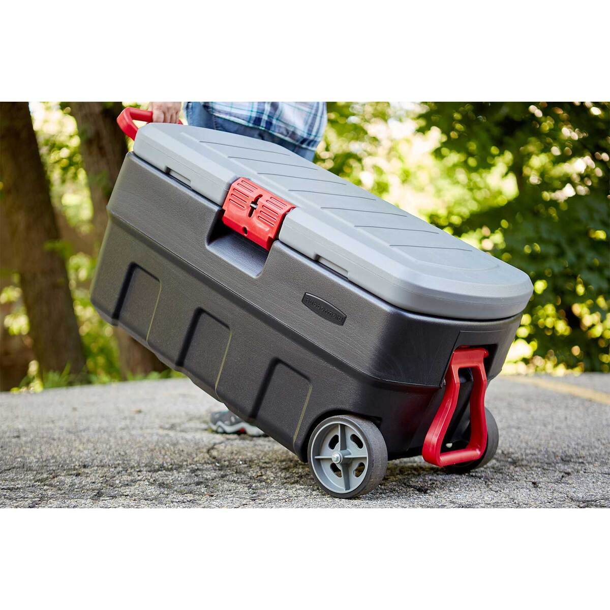 Rubbermaid Wheeled Action Packer 35 Gallon Lockable Storage Box - Black/Grey Rubbermaid Wheeled Action Packer 35 Gallon Lockable Storage Box - Black/Grey