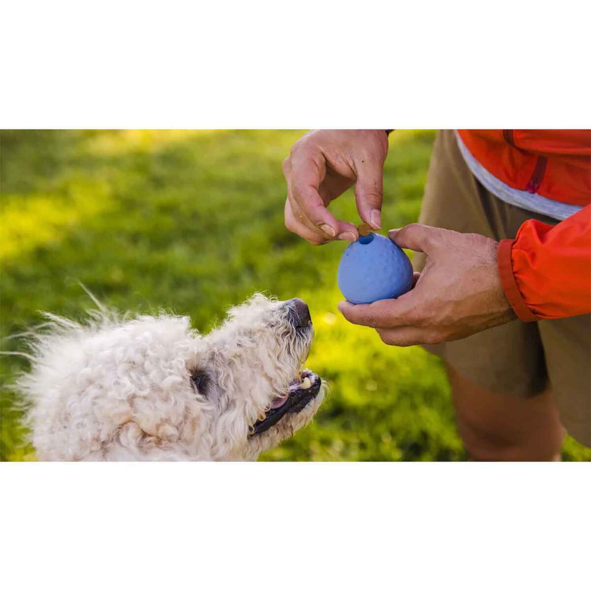 Ruffwear Turnup Rubber Throw Dog Toy - Heliotrope Purple - Purple Ruffwear Turnup Rubber Throw Dog Toy - Heliotrope Purple - Purple