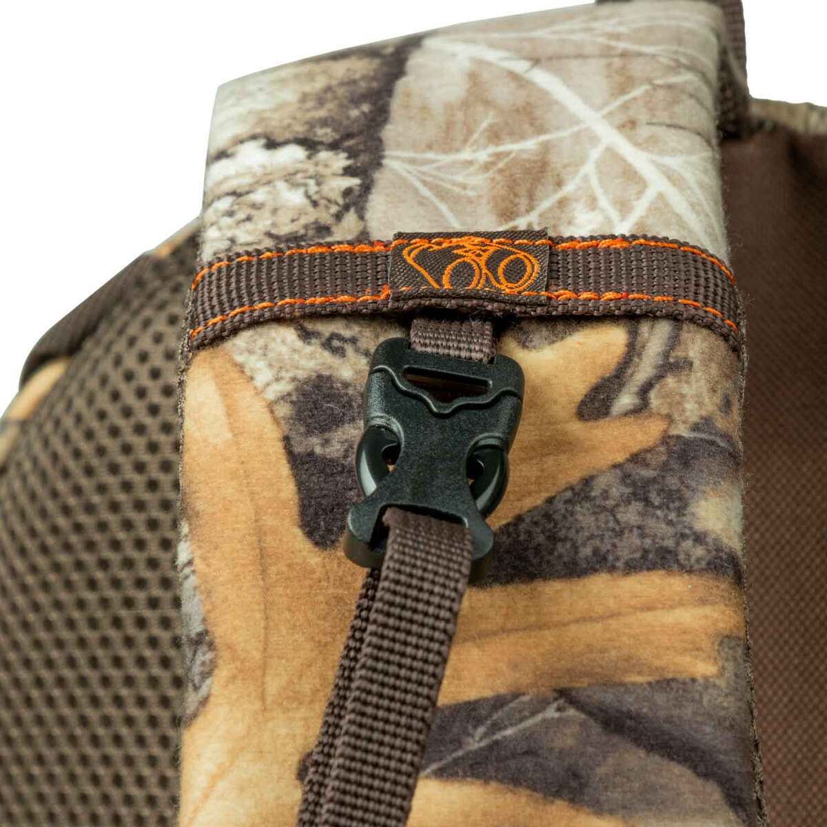 Rustic Ridge 2200 36 Liter Hunting Day Pack - Realtree EDGE | Sportsman ...
