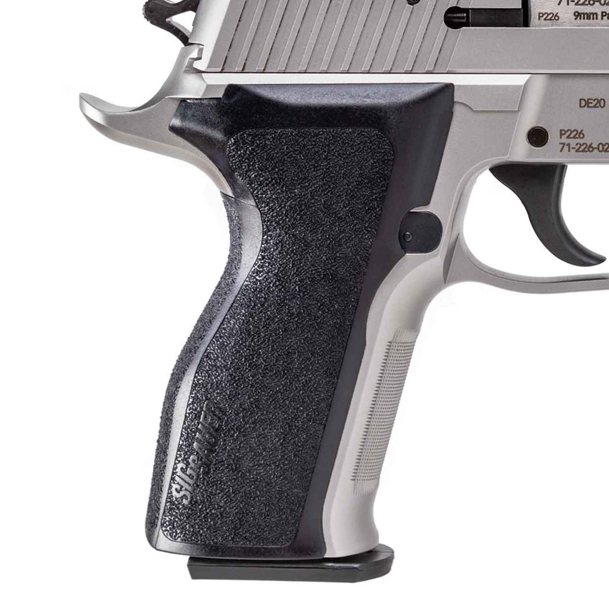Sig Sauer Germany P226 LDC 9mm Stainless Single/Double Action Pistol - 17+1 Rounds - Stainless Sig Sauer Germany P226 LDC 9mm Stainless Single/Double Action Pistol - 17+1 Rounds - Stainless