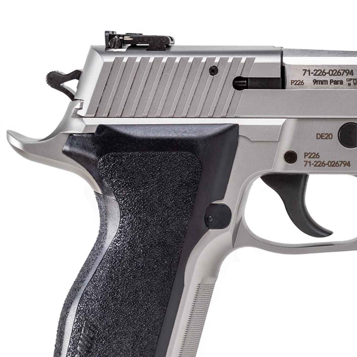 Sig Sauer Germany P226 LDC 9mm Stainless Single/Double Action Pistol - 17+1 Rounds - Stainless Sig Sauer Germany P226 LDC 9mm Stainless Single/Double Action Pistol - 17+1 Rounds - Stainless