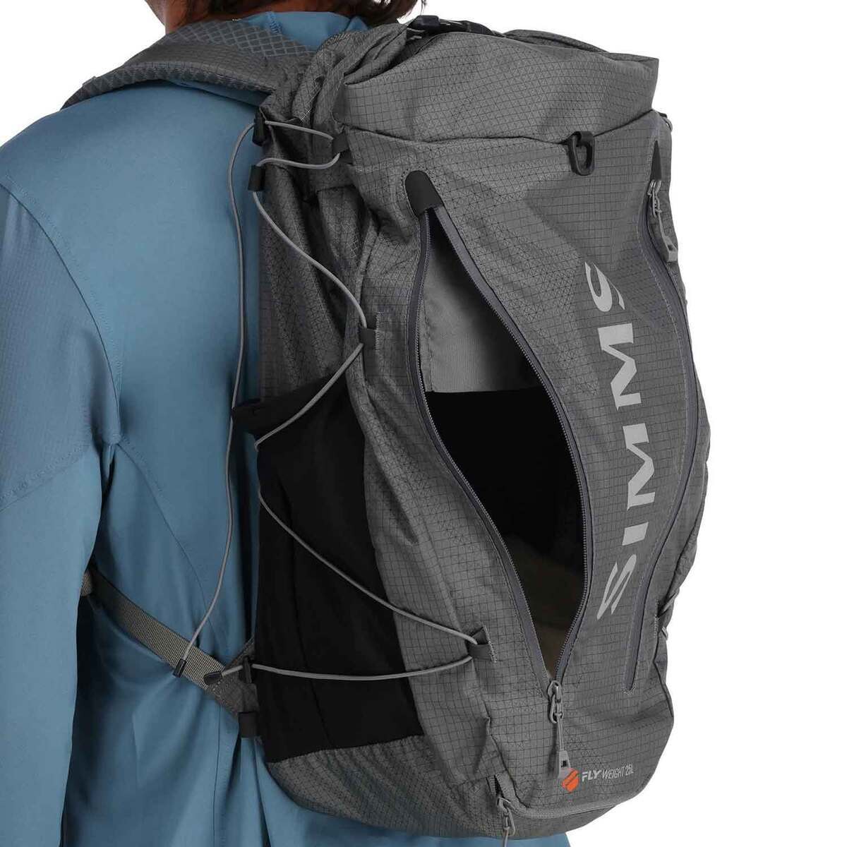 Sac à dos SIMMS Flyweight Backpack Smoke Sac à dos SIMMS Flyweight Backpack Smoke