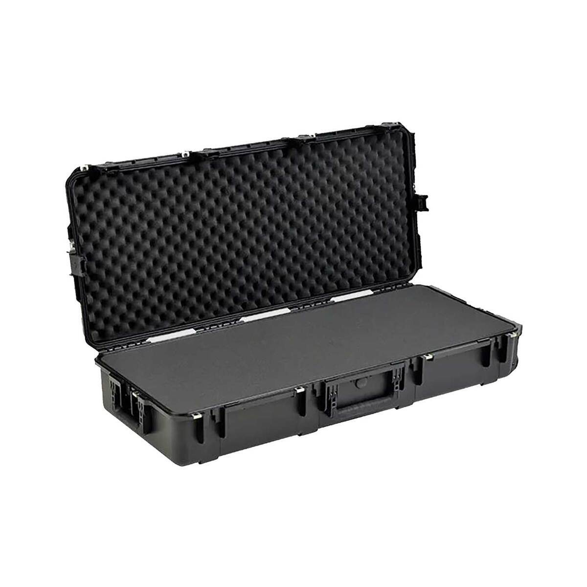 SKB iSeries AR Short 42.5in Rifle Case - Black SKB iSeries AR Short 42.5in Rifle Case - Black